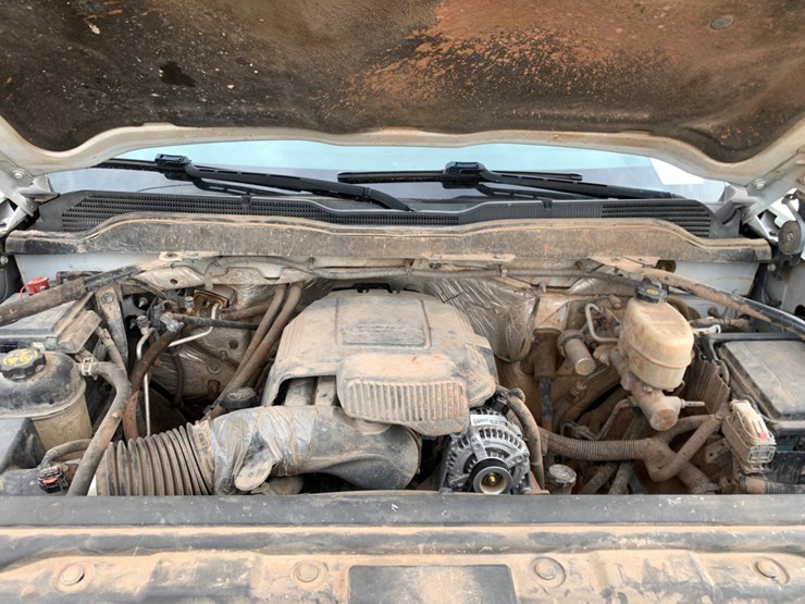 2018-chevrolet-silverado-2500hd-image-7