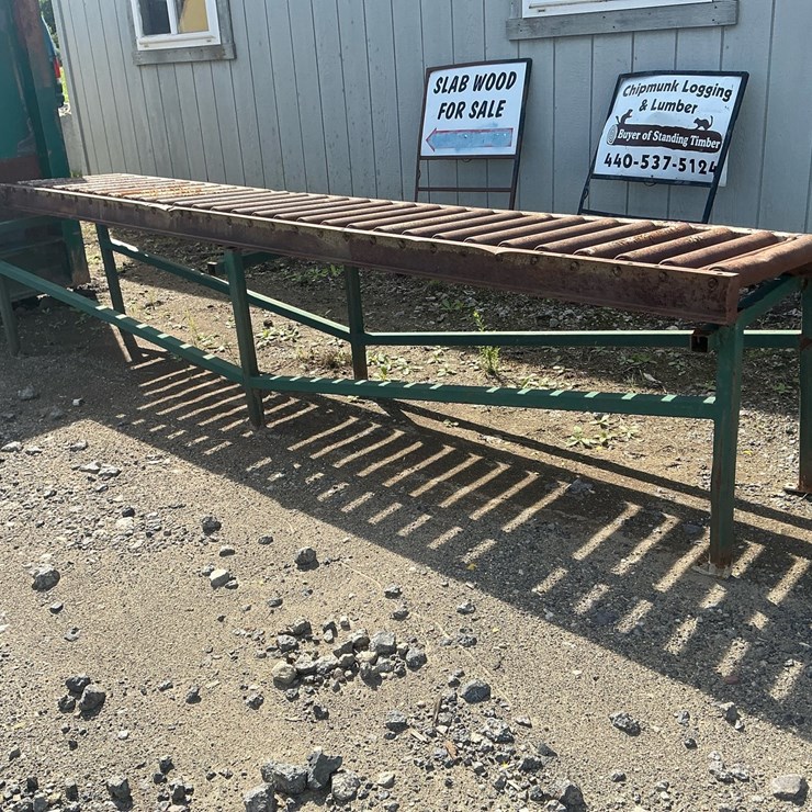 #182 • Gravity Roller Conveyor