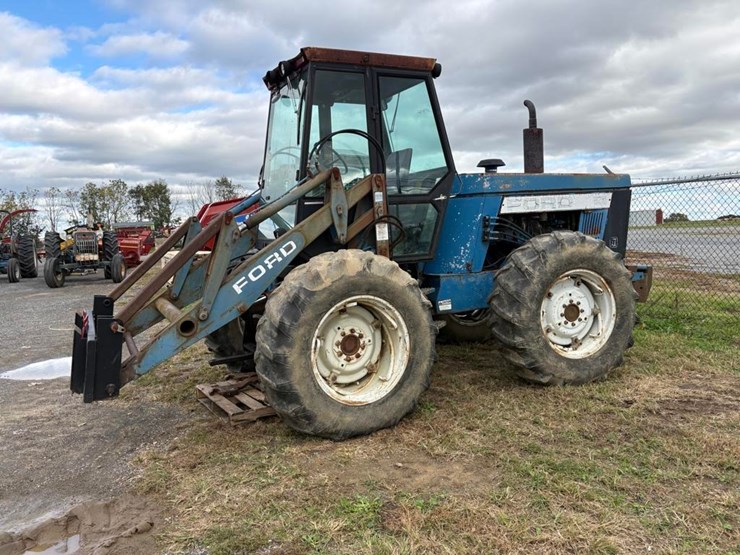 ford-tractor-image-3