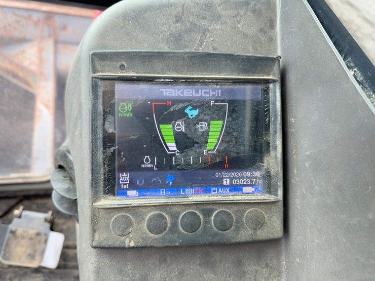 2017-takeuchi-tb290-image-30