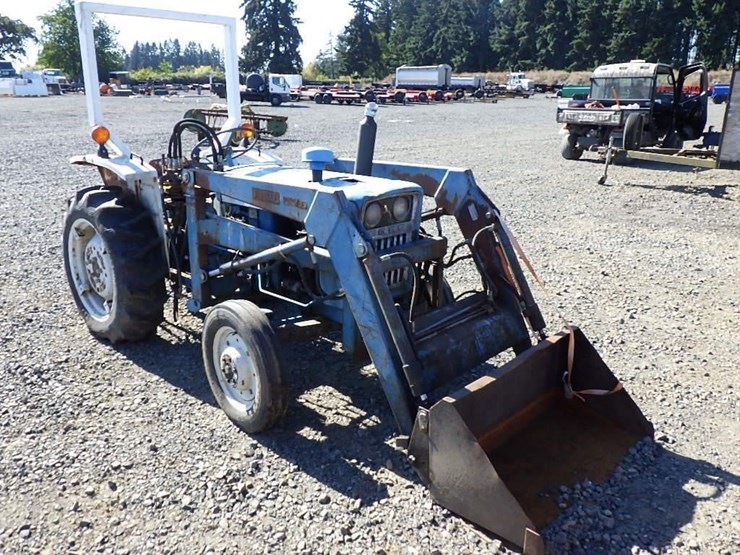 ford-tractor-image-3