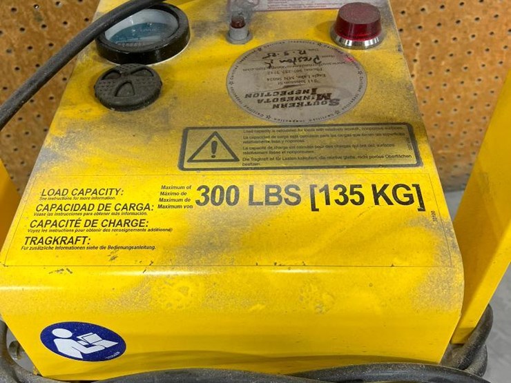 2020-wpg-model-fl1hv11dc-electric-sheet-lifter,-300-lb.-capacity,-s/n-20201445-image-3