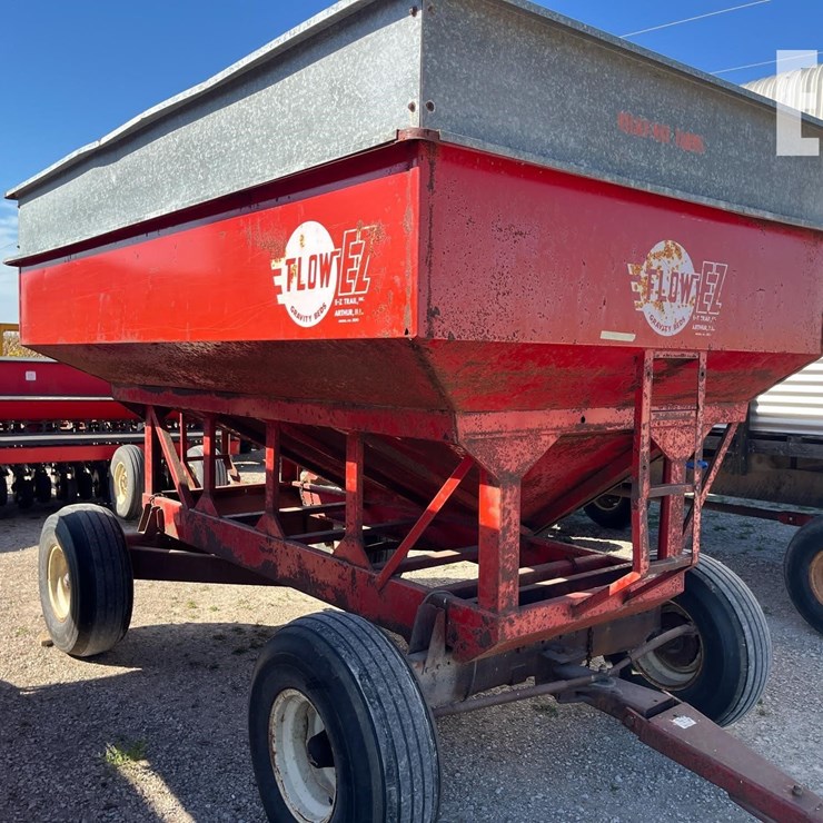 EZ-FLOW GRAVITY WAGON 8059
