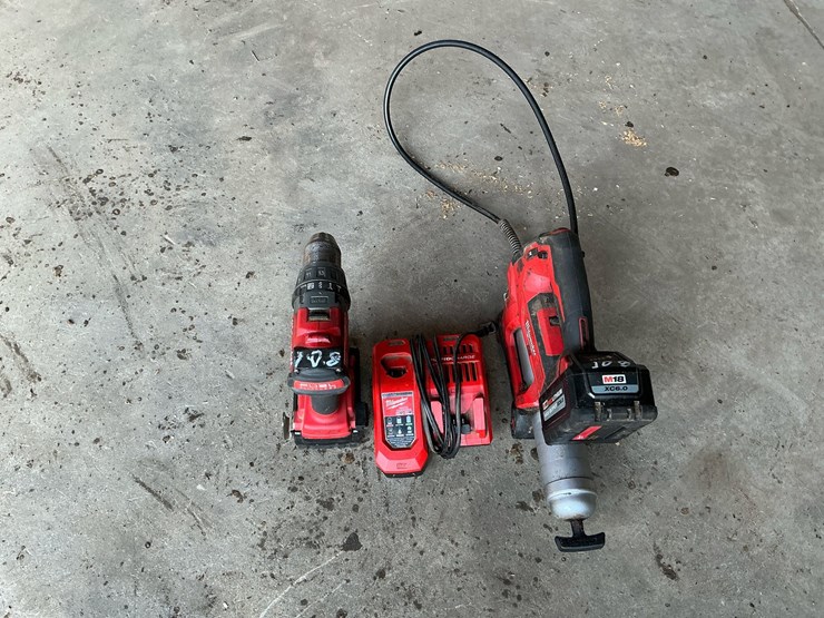 #108-•-milwaukee-m18-cordless-tool-lot:-2706-20-hammer-drill,-2646-20-grease-gun,-48-59-1808-rapid-charger-&-batteries-image-1