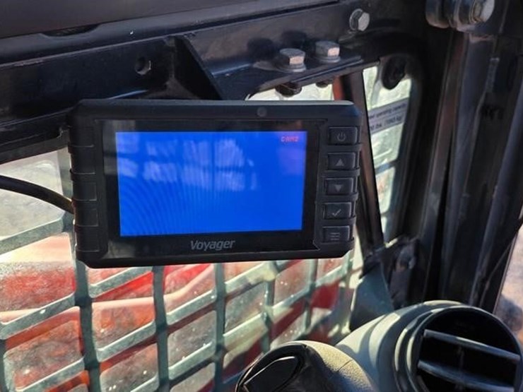 2022-kubota-svl75-2-image-47