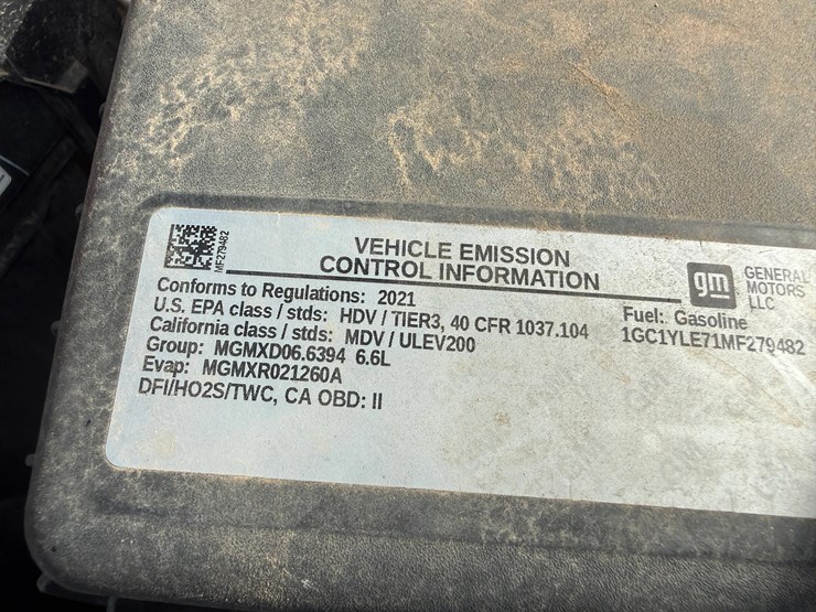 2021-chevrolet-silverado-2500hd-image-13
