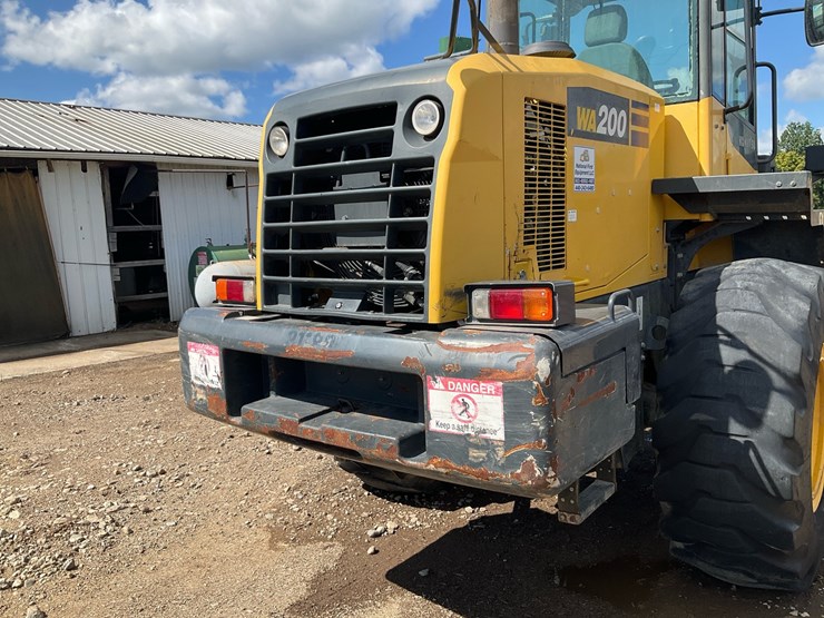 2016-komatsu-wa200-7-image-38