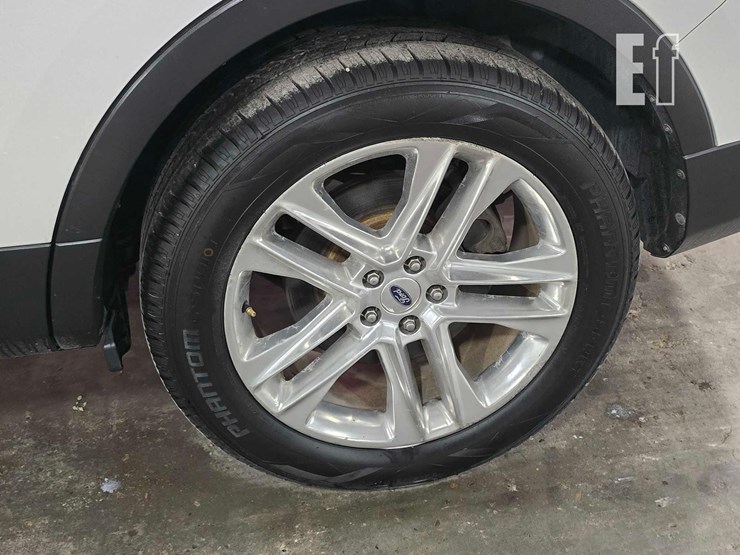 2016-ford-explorer-limited-image-18
