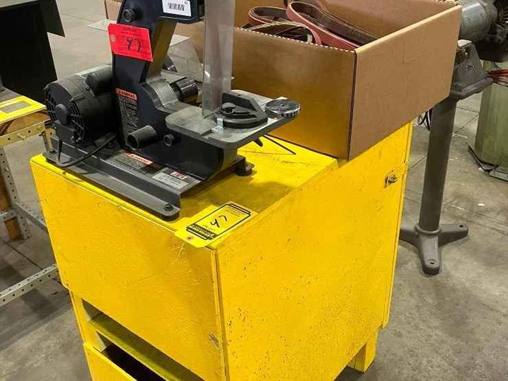 jet-model-j-4002-combination-sander,-1"-x-42"-belt,-8"-disc,-1/3-hp,-120v,-s/n-20110098-image-1