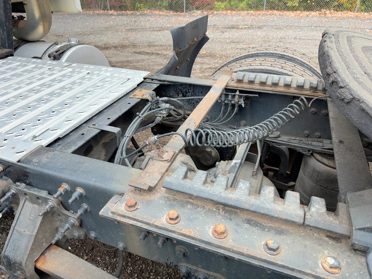 2018-mack-pinnacle-cxu613-image-20