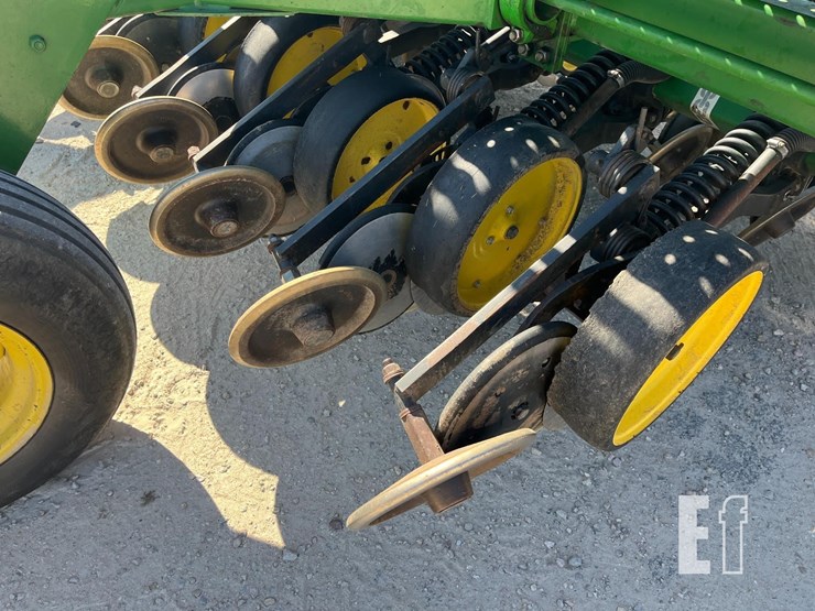 1990-john-deere-750-image-7