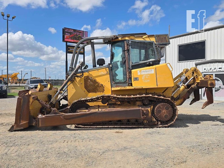 2008-deere-750j-image-5