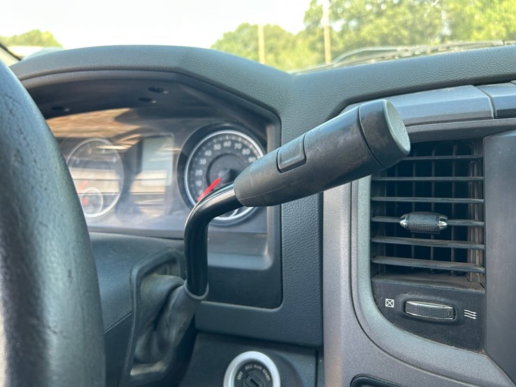 2014-dodge-1500-image-67