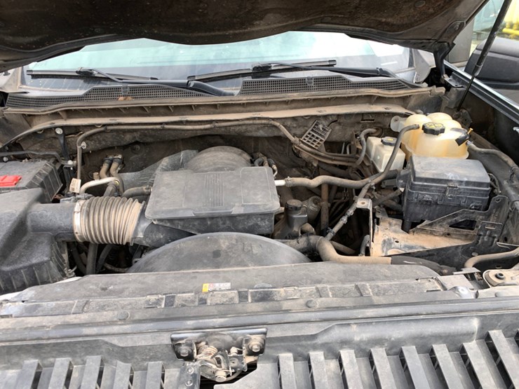 2020-chevrolet-silverado-2500hd-image-5