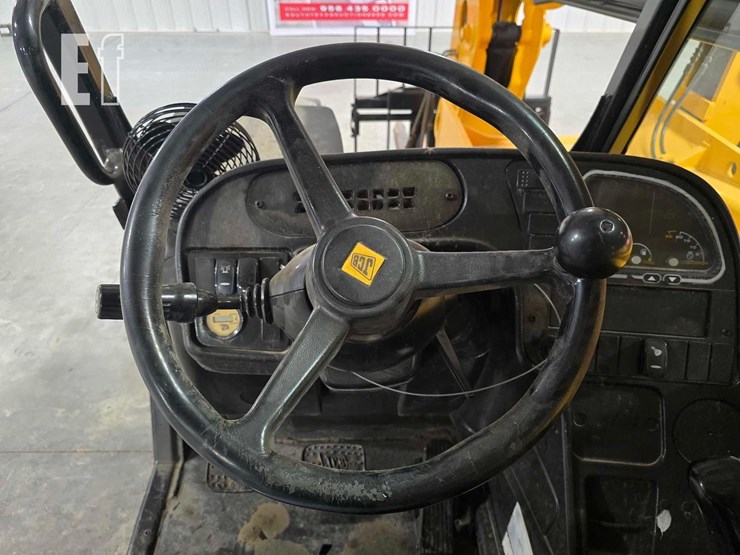 2015-jcb-507-42-image-15