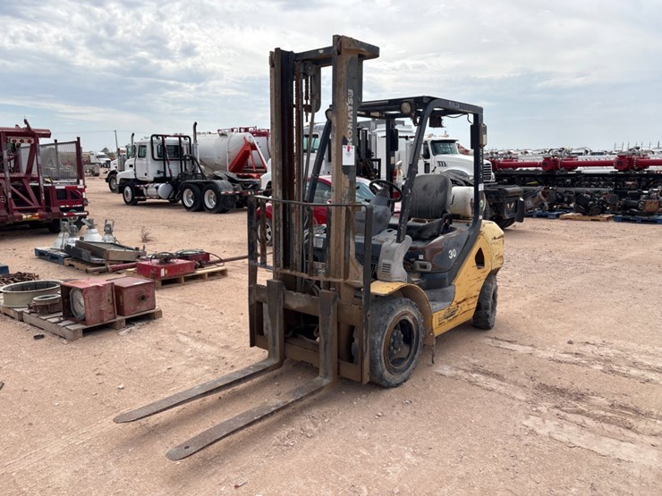 komatsu-fg30ht-16-image-2