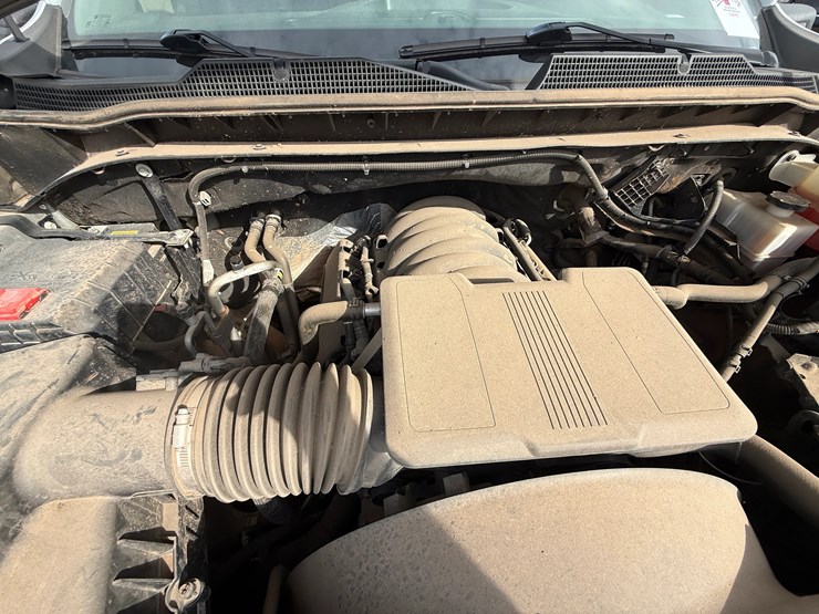 2021-chevrolet-silverado-2500hd-image-25