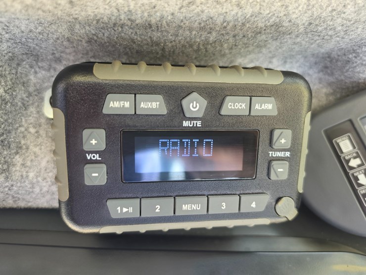 deere-333g-image-27