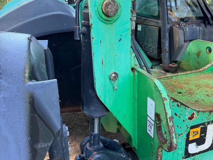 2018-jcb-509-42-image-28