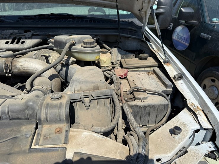 2004-ford-f450-image-41
