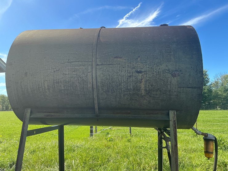#183-•-elevated-fuel-storage-tank-on-stand-image-5