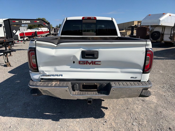 2016-gmc-1500-image-5