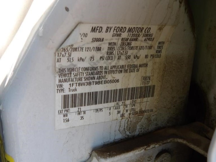 2011-ford-f350-image-24