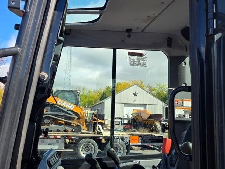2025-kubota-kx033-4-image-49