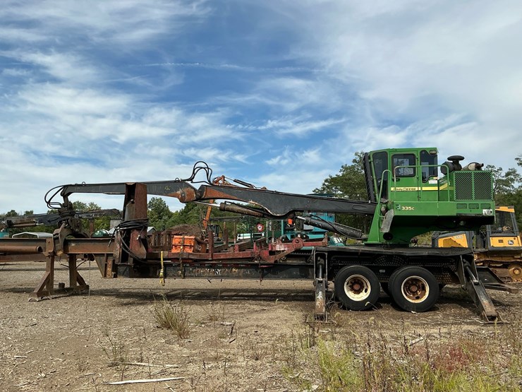 deere-335c-image-2