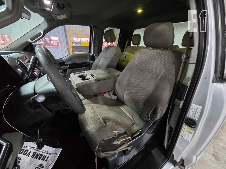 2015-ford-f150-xlt-image-9