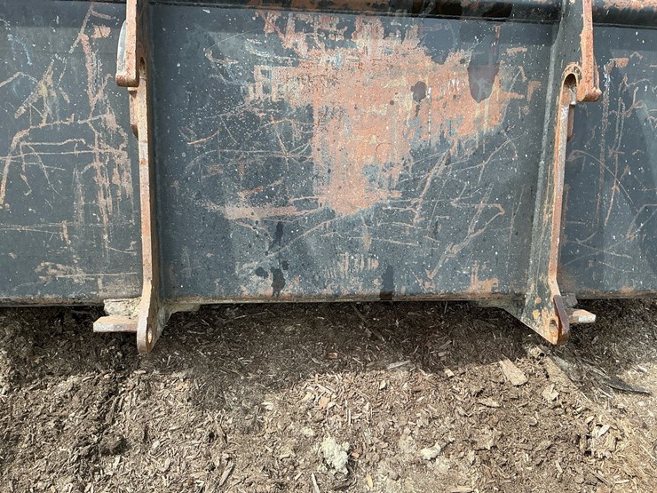 #325-•-loader-bucket-attachment-image-7