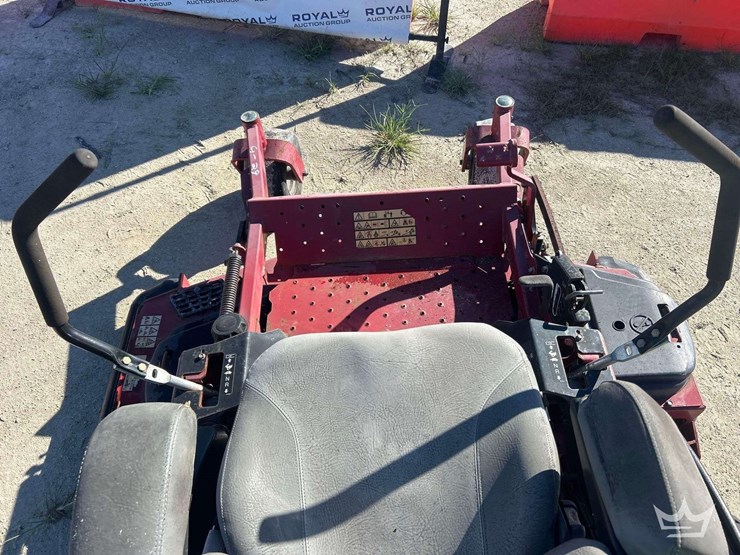 toro-z-master-5000-series-60in-zero-turn-commercial-mower-image-11