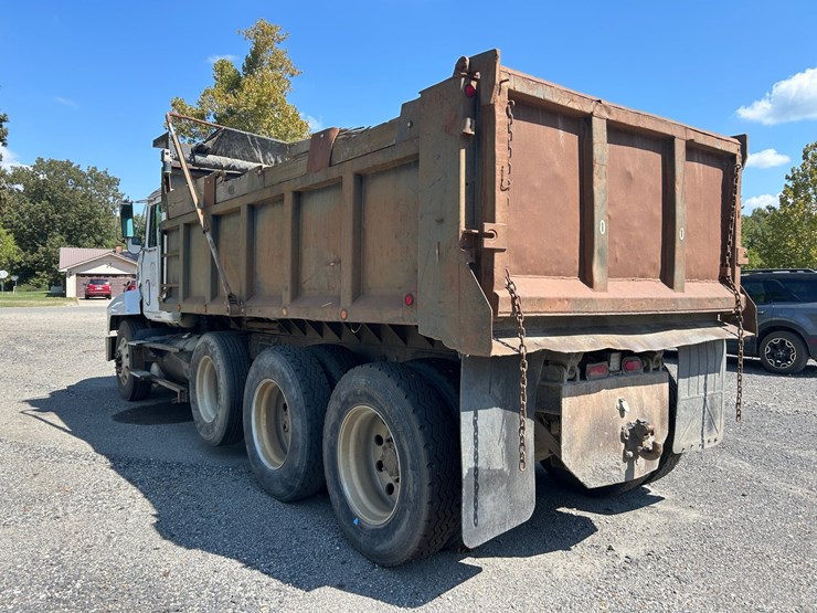 1994-mack-ch613-image-4