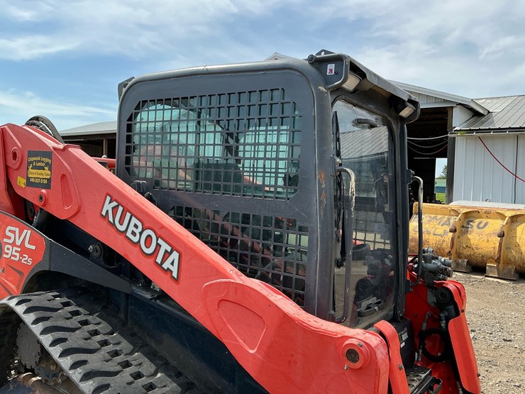 2018-kubota-svl95-2s-image-47