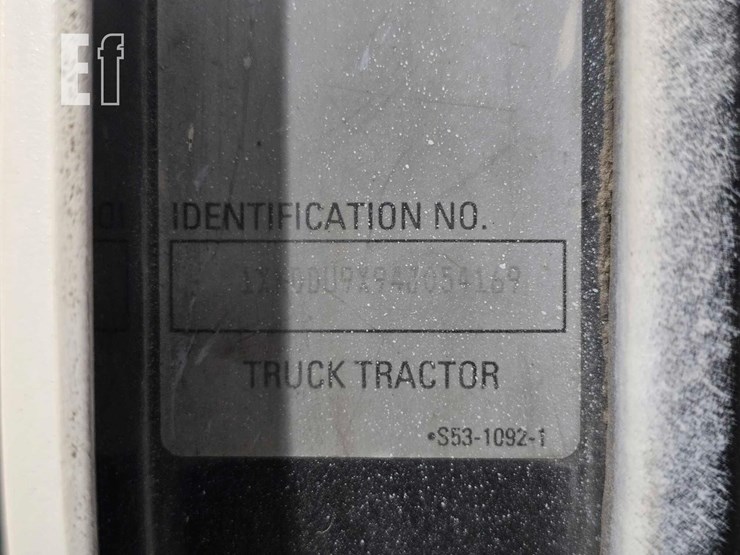 2004-kenworth-t800-image-27