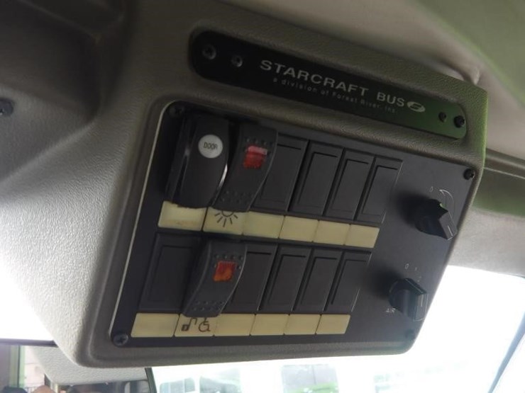 2016-ford-e450-image-21
