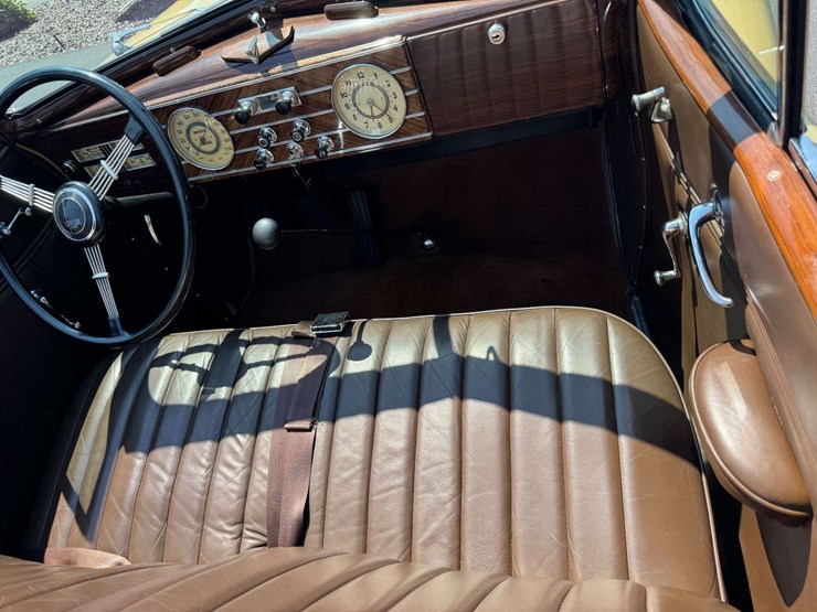 1937-cadillac-series-60-five-passenger-touring-sedan-image-24