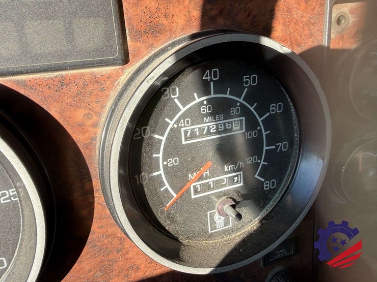 kenworth-t800-image-35