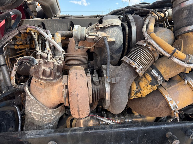 2008-peterbilt-389-image-34