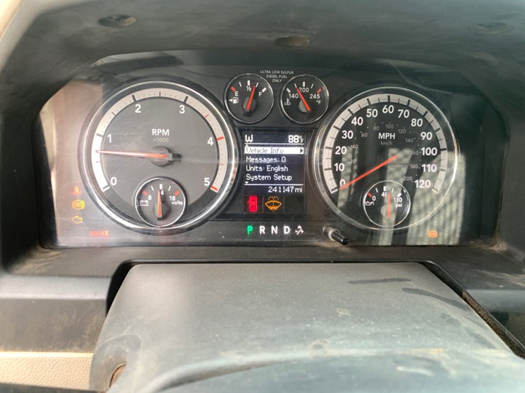 2012-dodge-ram-4500-image-9