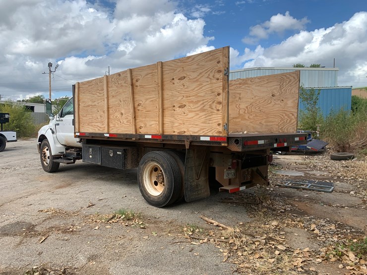 2006-ford-f650-image-4