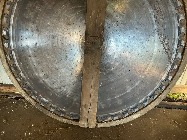 #140-•-56”-inserted-tooth-circular-saw-blade-image-4