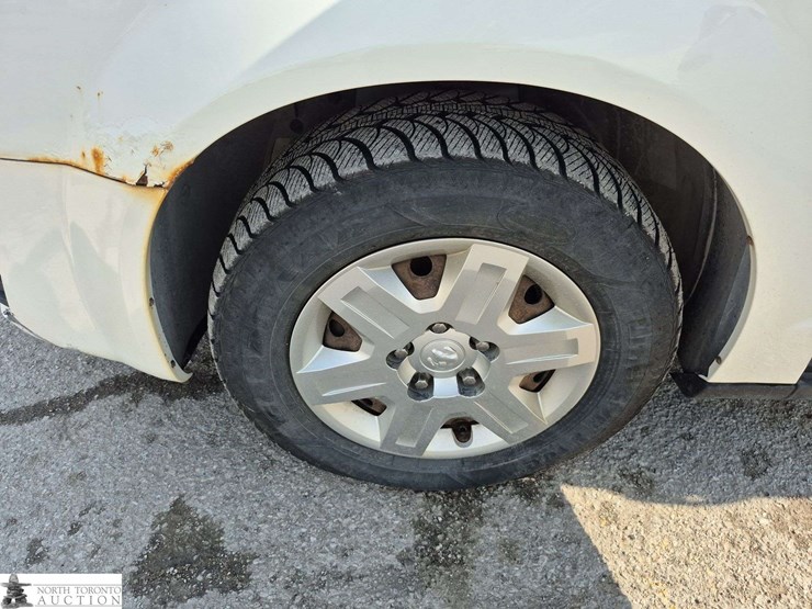 2010-dodge-grand-caravan-image-19