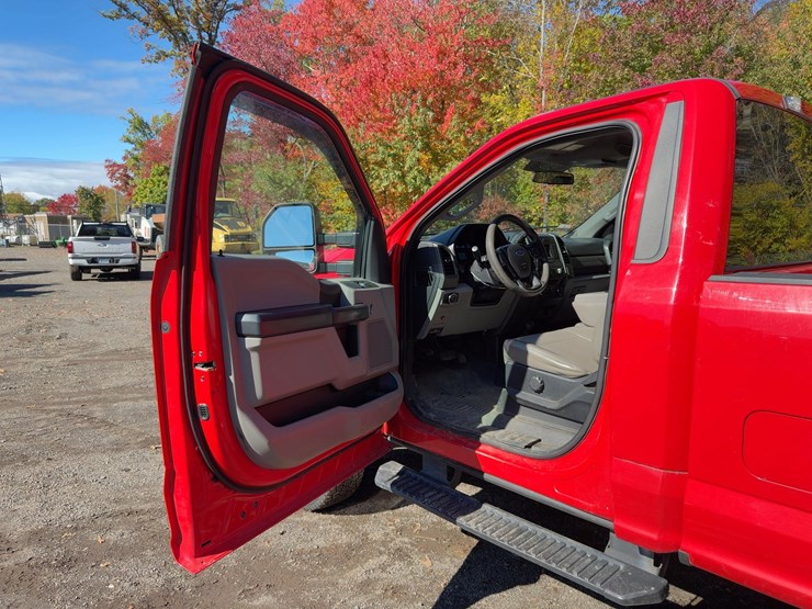 2017-ford-f250-xl-image-15
