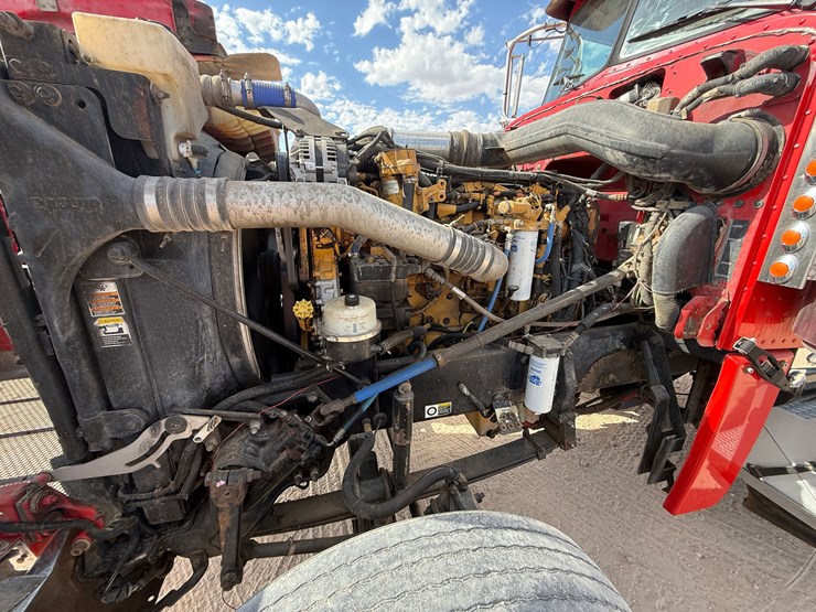 2008-peterbilt-389-image-31