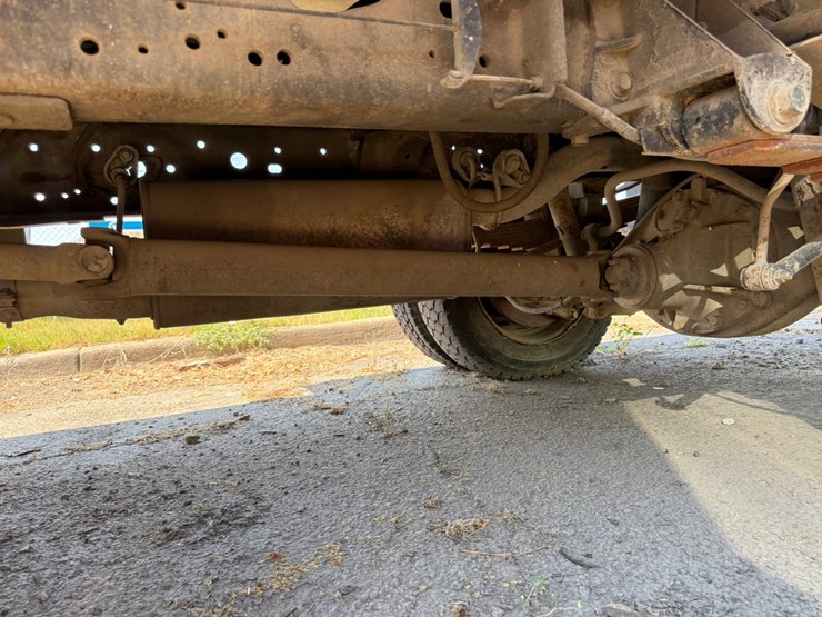 2004-ford-f450-image-26