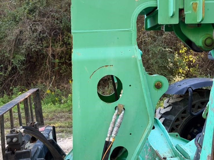 2016-jcb-510-56-image-45