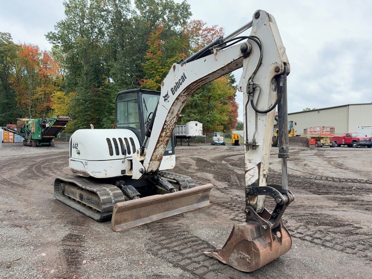 2005-bobcat-442-image-7