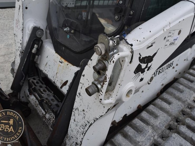 2019-bobcat-t770-image-24