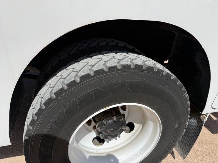 2010-international-durastar-4400-image-10